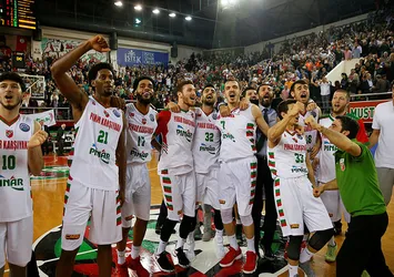 Karşıyaka, çeyrek final biletini kaptı