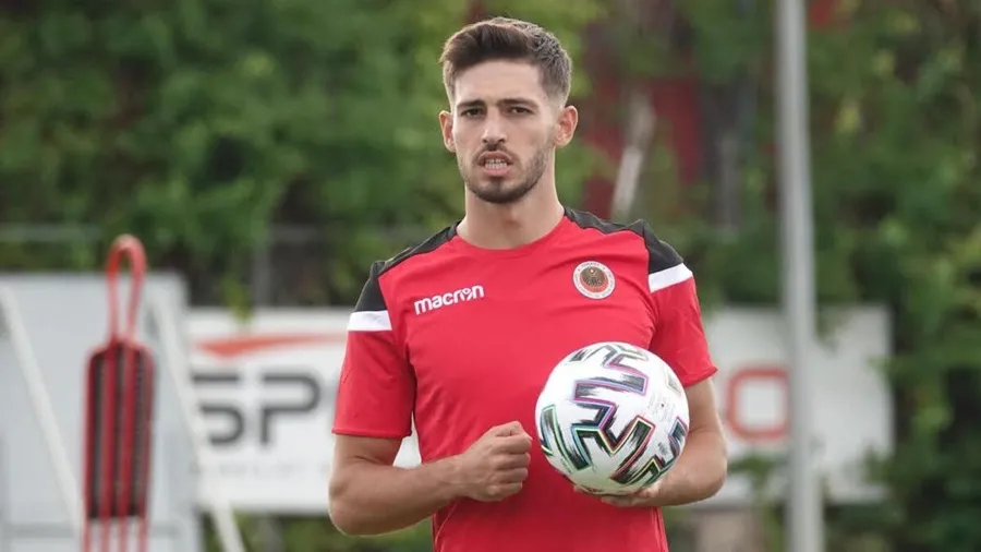 Trabzonspor'da Abdullah Avcı Arda Kızıldağ'ı istiyor! - 1