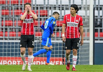 PSV'yi deviren Ajax liderliği kaptı!
