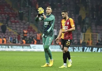 Galatasaray'da Muslera korkusu