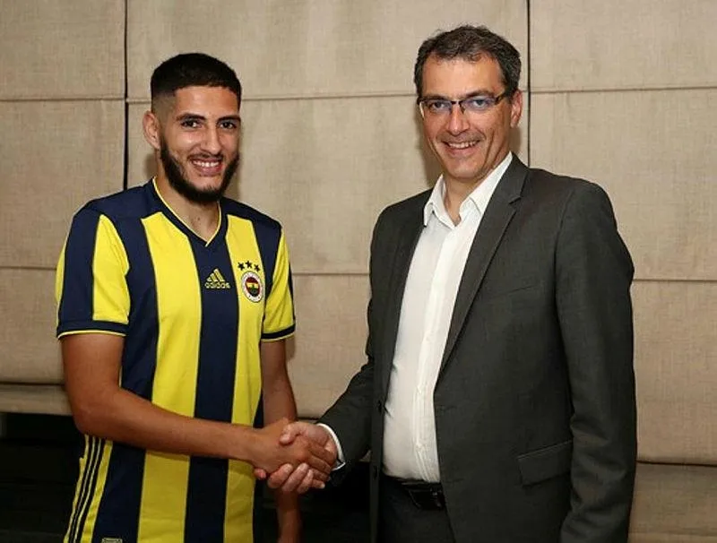 Yassine Benzia Fenerbahçe'de - 1