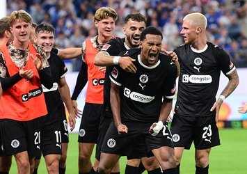 St. Pauli 2'de 2 yaptı!