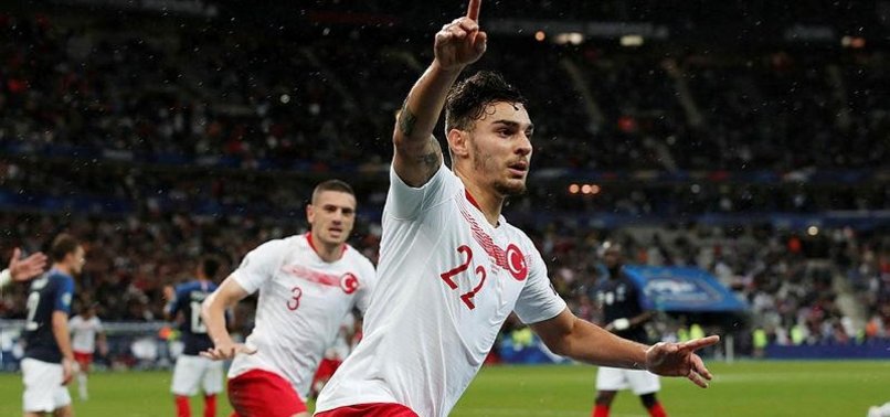Kaan Ayhan hamlesi