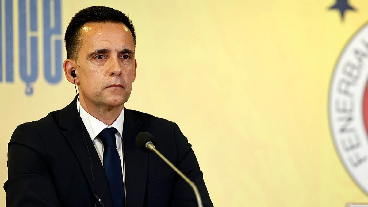 Fenerbahçe'de sportif direktör değişiyor! İşte Mario Branco'nun yerine gelecek isim Fenerbahçe'de sportif direktör değişiyor! İşte Mario Branco'nun yerine gelecek isim