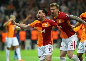 Galatasaray'dan Başakşehir'e gönderme