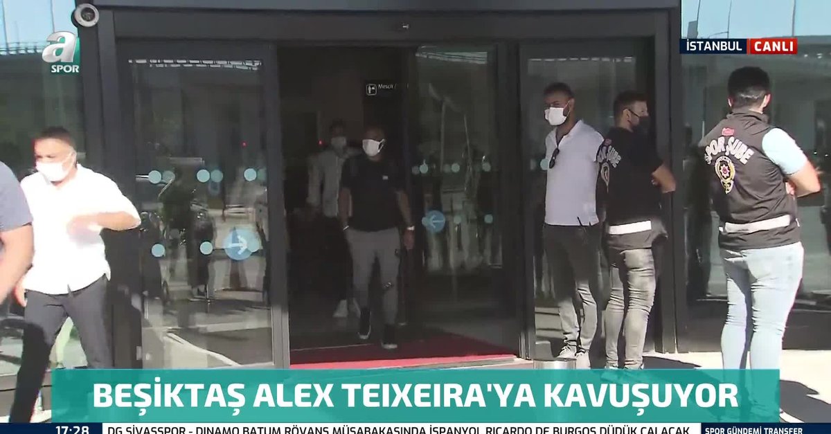Beşiktaş'ın anlaşmaya vardığı Alex Teixeira İstanbul'da!