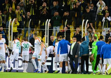 Alanyasporlu futbolcular Koray Şener'i unutmadı