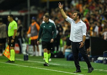 Okan Buruk: Sakatlığı yüzünden oynatamadık!