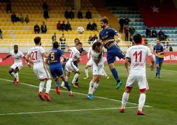 Bucaspor, Kupa'da son 16 turuna yükseldi