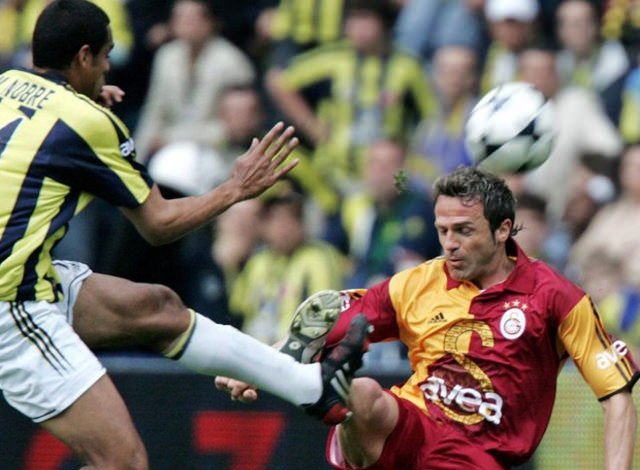 Fenerbahçe - Galatasaray derbilerinin en özel kareleri