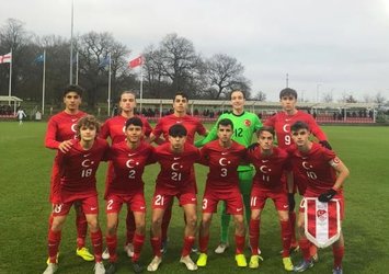 Genç milliler İngiltere'ye kaybetti!