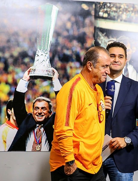 Fatih Terim’den tarihi başarı!