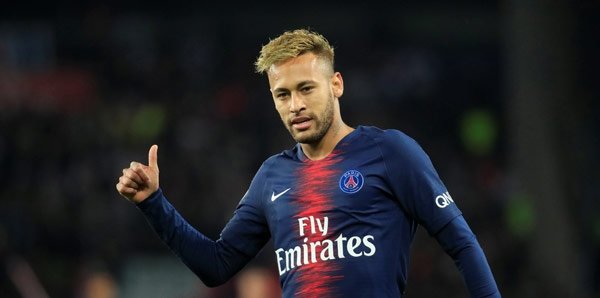 Galatasaray’ın yıldızından olay açıklama ’Koyu bir Beşiktaş taraftarıyım’