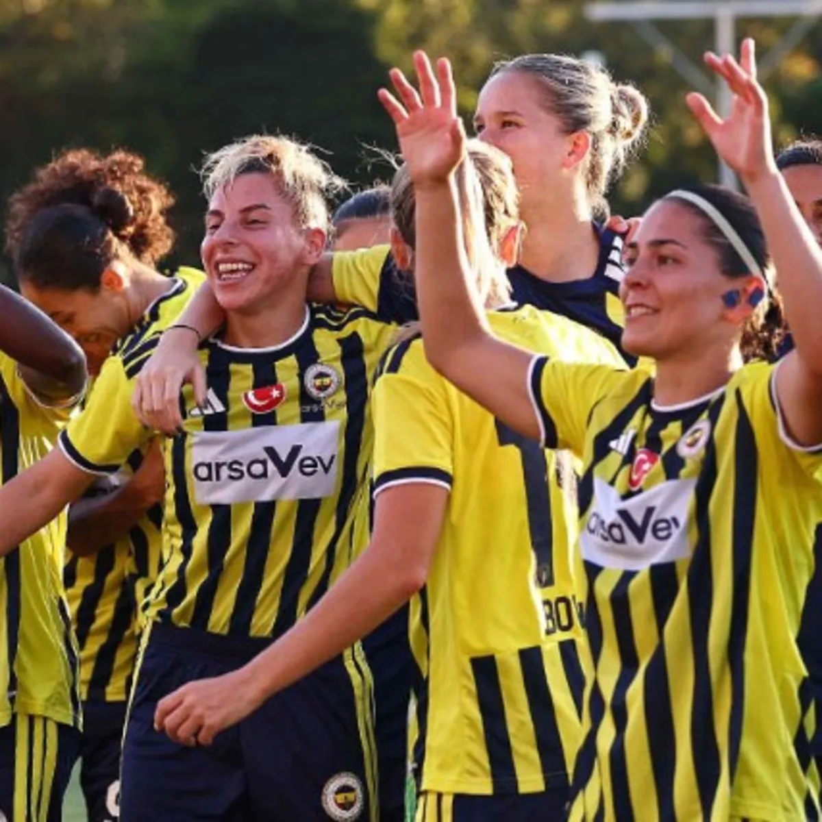 Fenerbahçe arsaVev Kadın Futbol Takımı, UEFA Avrupa Kupası'nda Minsk'i ağırlıyor!