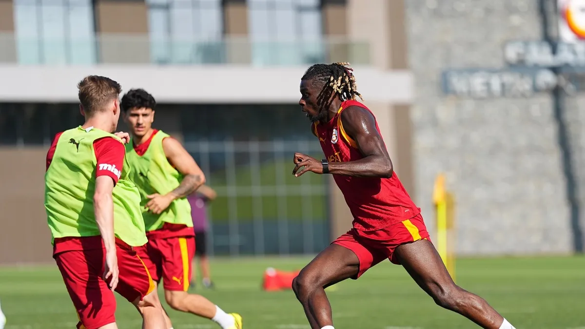 Galatasaray'da yeni sezon hazırlıkları sürüyor