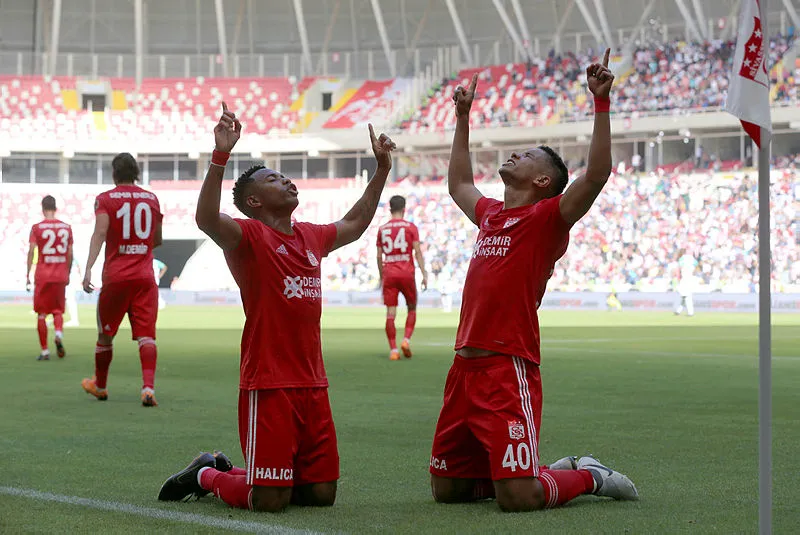 Sivasspor'u Robinho uçurdu! - 1