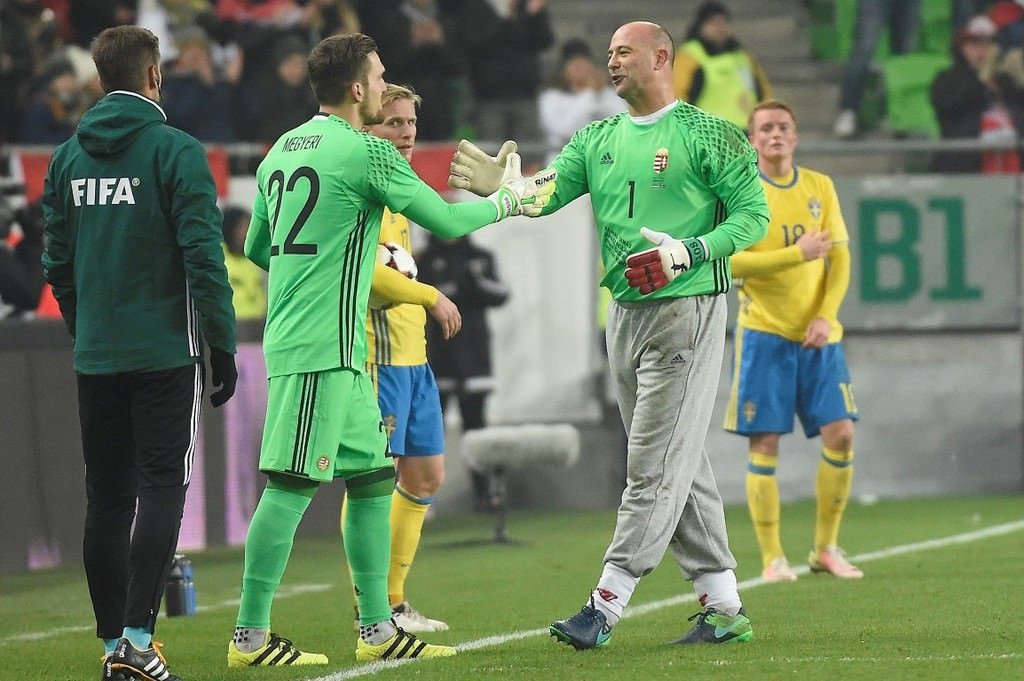 Gabor Kiraly niçin eşofman giyiyor?