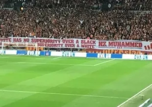 Galatasaray taraftarından Hadisli mesaj