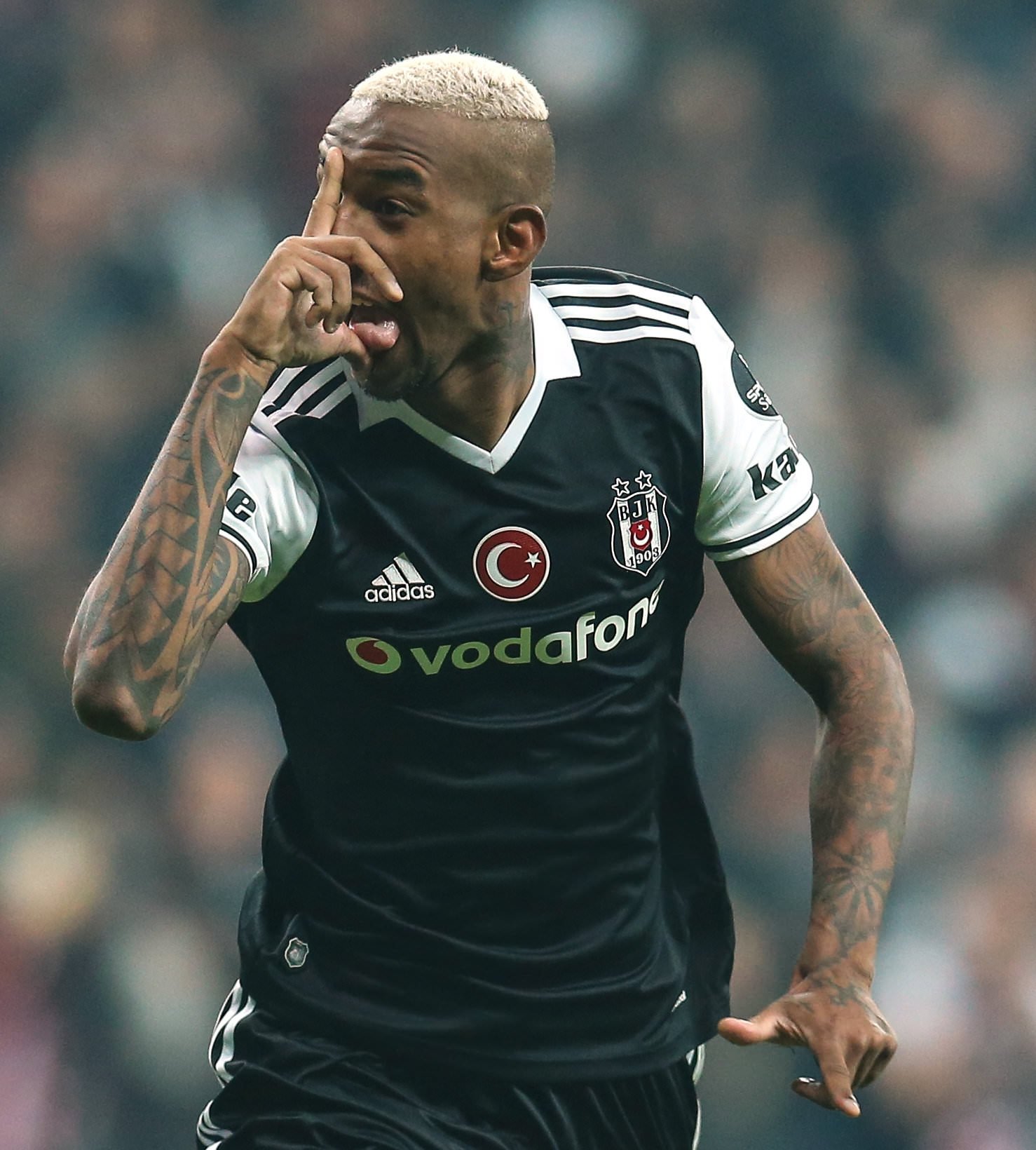 Beşiktaş’a Talisca müjdesi