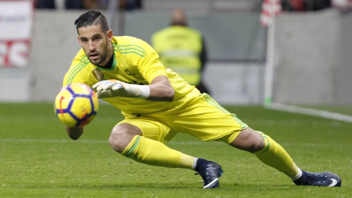 Beşiktaş’tan Kiko Casilla sürprizi!
