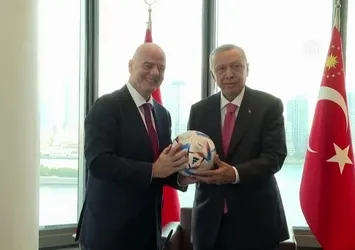 Başkan Erdoğan, FIFA Başkanı Infantino'yu kabul etti