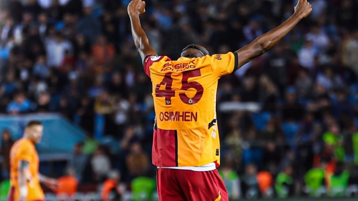 Osimhen Liverpool maçında oynayacak mı? Osimhen Liverpool maçında oynayacak mı?