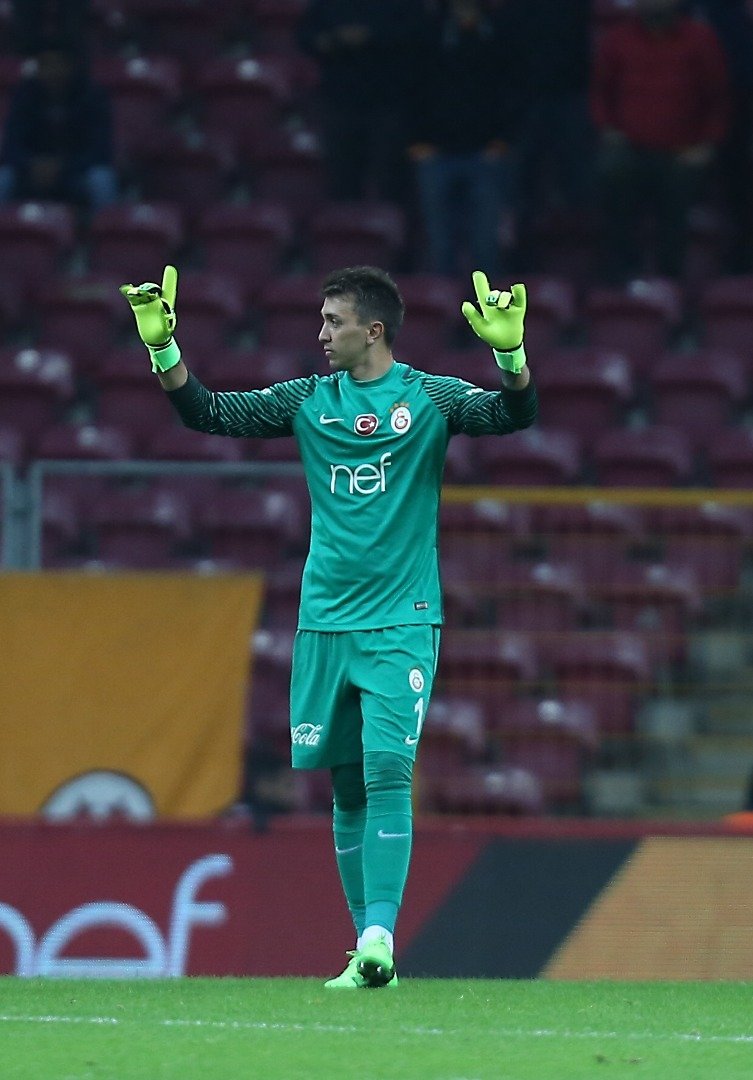 Fenerbahçe’nin Muslera planı