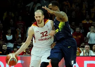 Fenerbahçe’nin kaderi Galatasaray’ın elinde!