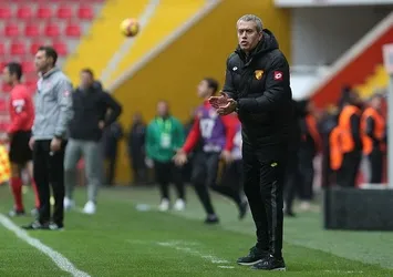 Göztepe'de yabancı transfer operasyonu