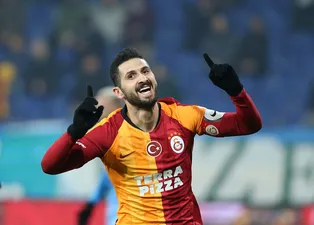 Emre Akbaba'dan büyük feda