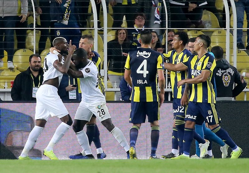 Ersun Yanal’dan Galatasaray’a gönderme!