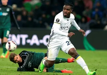 Emenike 2 yıl sonra döndü