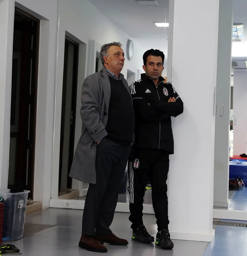 Beşiktaş Kasımpaşa maçı hazırlıklarına devam etti! Başkan Ahmet Nur Çebi... - 1