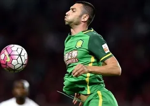 Burak Yılmaz Çin'i yine salladı!