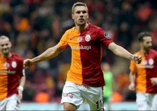 G.Saray'ın yıldızı Burak'ın yanına gidiyor!