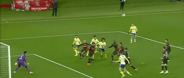 Fenerbahçe'nin Karagümrük maçında attığı gol faul gerekçesiyle iptal oldu! - 2