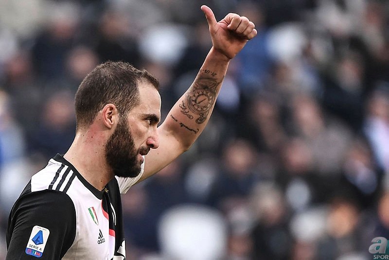Büyük fedakarlık! Cristiano Ronaldo servet bıraktı...