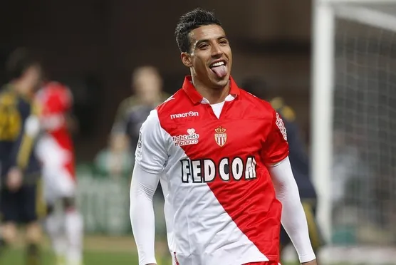 Nabil Dirar imzaya geliyor