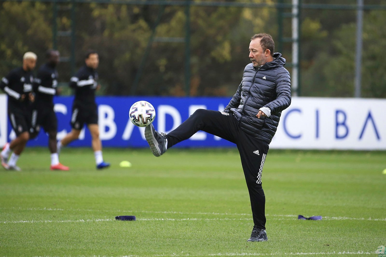 Usta yazardan çarpıcı yorum! Dorukhan Toköz Beşiktaş’tan ayrılırsa...