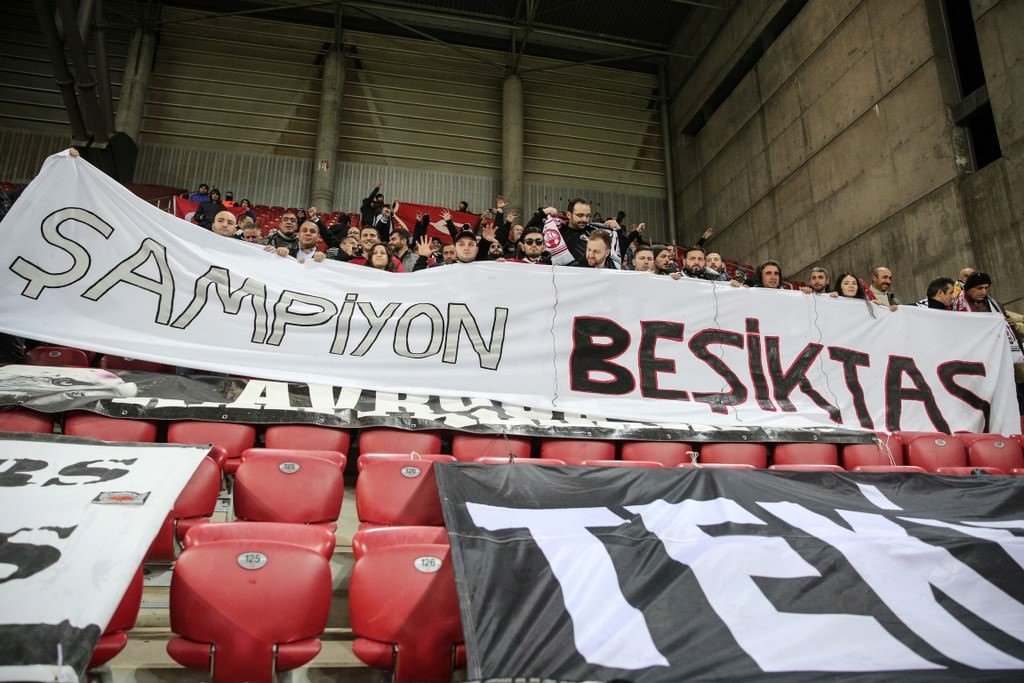 Hapoel Beer Sheva - Beşiktaş maçından kareler