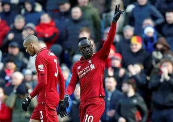 Liverpool takibi sürdürdü