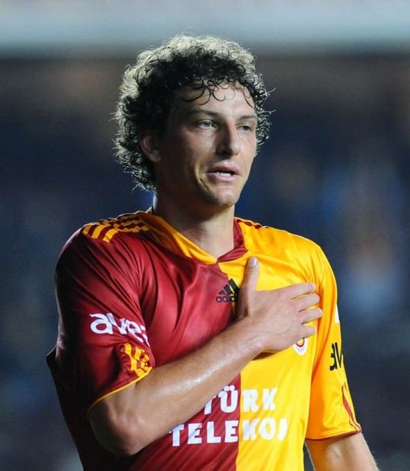 3 büyüklerde forma giyen isimler şimdi nerede?