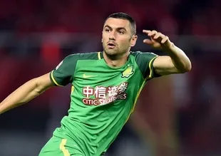 Beşiktaş Burak Yılmaz'ın peşinde