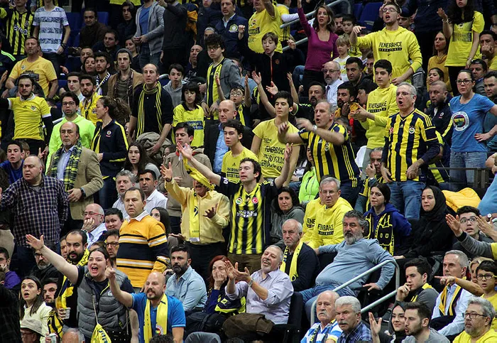 Fenerbahçe Beko 88 - 82 Barcelona Lassa | MAÇ SONUCU - 3