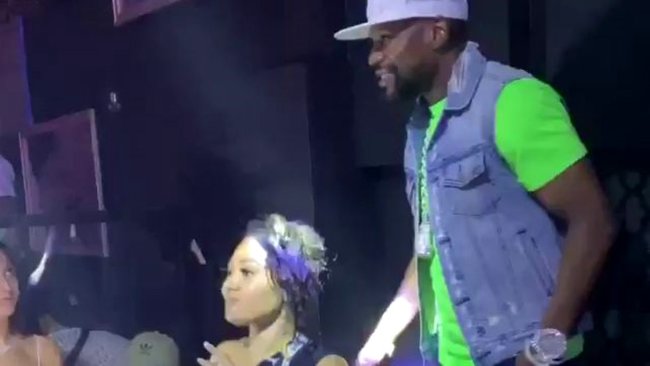 https://iaaspr.tmgrup.com.tr/39b174/0/0/0/0/1200/676?u=https://iaspr.tmgrup.com.tr/2020/05/27/floyd-mayweather-corona-virusunu-yok-saydi-ve-parti-verdi-1590580361745.jpg&mw=650 https://iaaspr.tmgrup.com.tr/39b174/0/0/0/0/1200/676?u=https://iaspr.tmgrup.com.tr/2020/05/27/floyd-mayweather-corona-virusunu-yok-saydi-ve-parti-verdi-1590580361745.jpg&mw=650