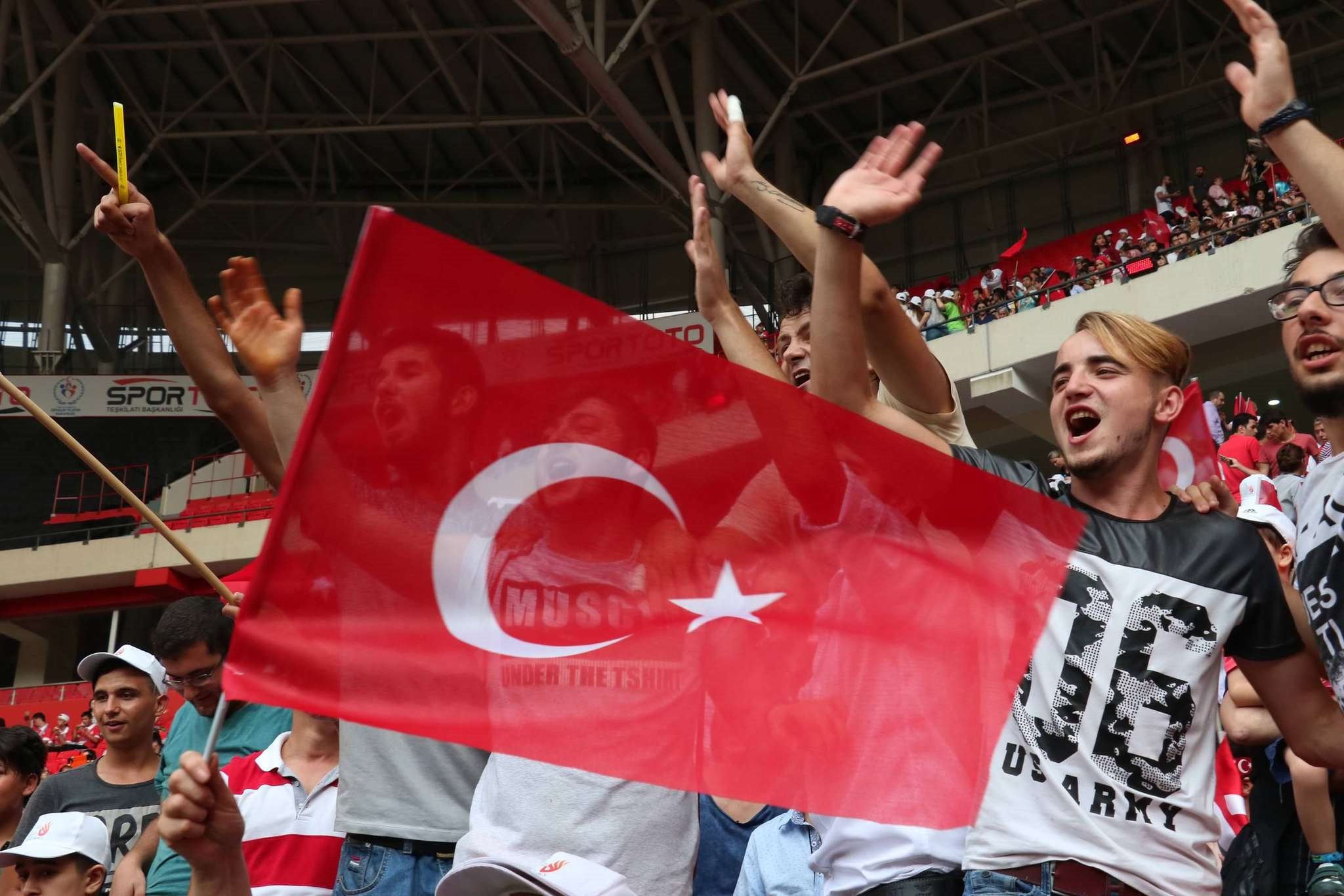 Yok böyle açılış!