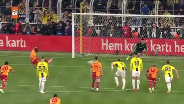 Fenerbahçe 1-2 Galatasaray (MAÇ ÖZETİ)