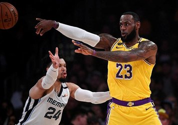 Lakers LeBron ve Davis ile sonuca gitti