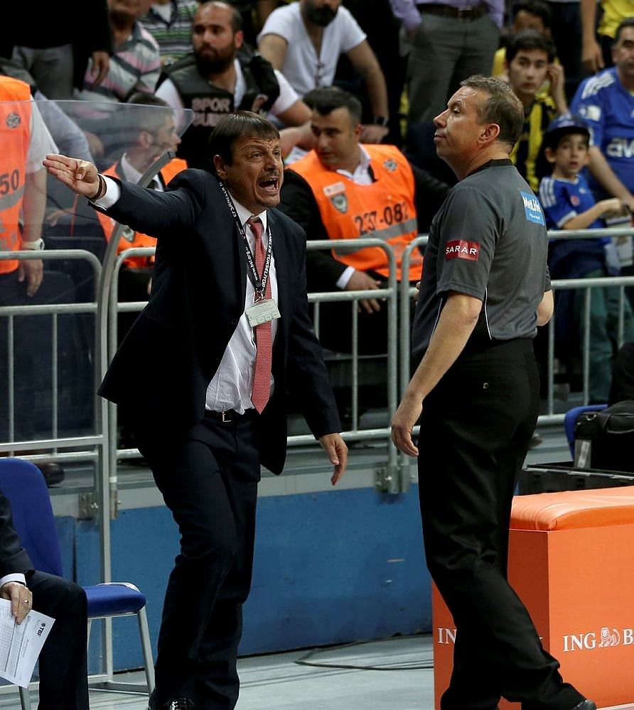 Aziz Yıldırım’dan Ergin Ataman’a tepki