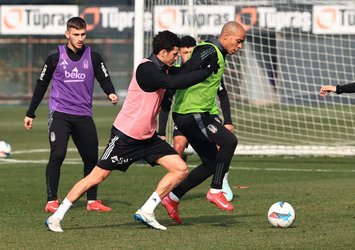 Beşiktaş'a 3 isimden kötü haber!